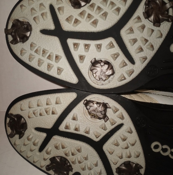 Ecco Gore-Tex Front Flap Leather Golf Shoes Wiomen's Size 7.5 Beige White - Picture 7 of 7